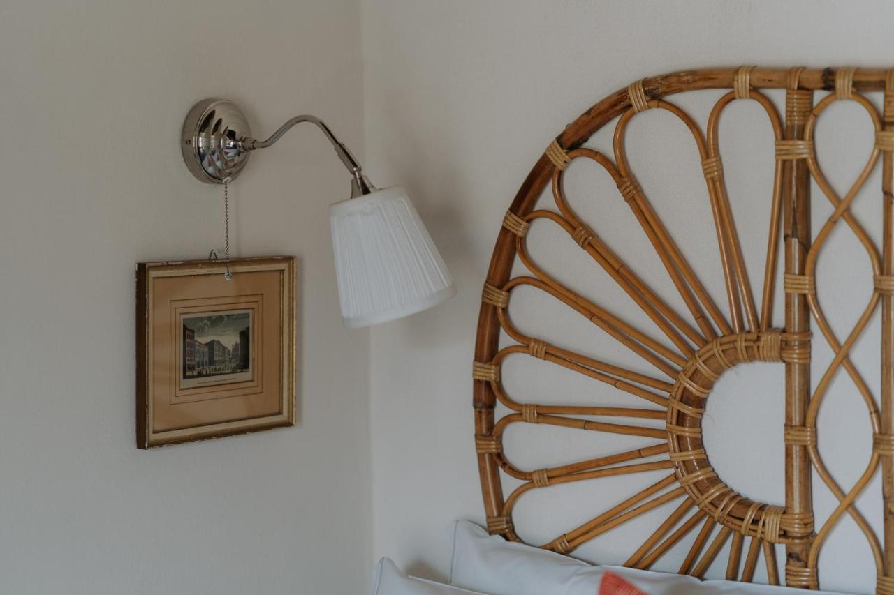 Le Stanze Del Piccadilly Hostel Генуа Екстериор снимка