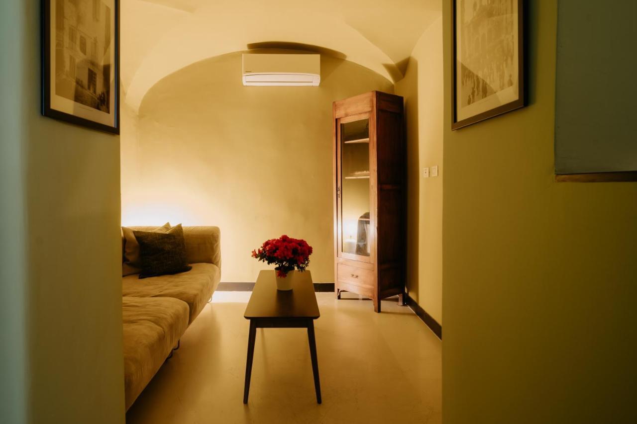Le Stanze Del Piccadilly Hostel Генуа Екстериор снимка