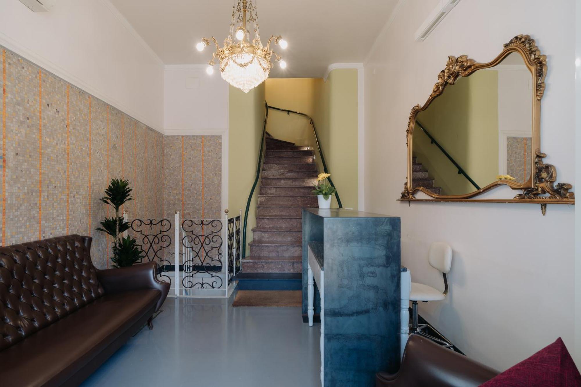 Le Stanze Del Piccadilly Hostel Генуа Екстериор снимка